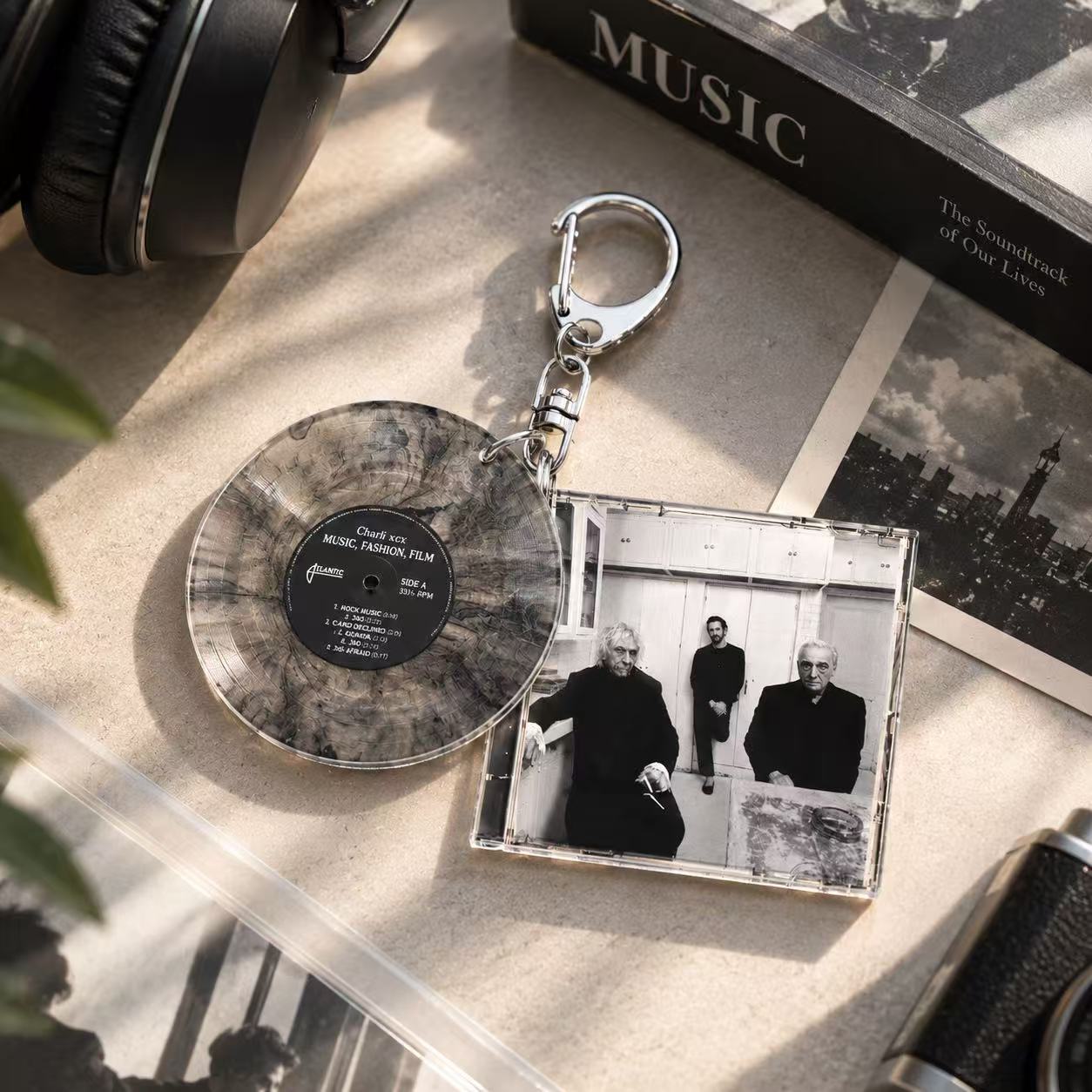 C-Charli Xcx Keychain，Music，Fa - огляд і ціна Phone Accessories Charms