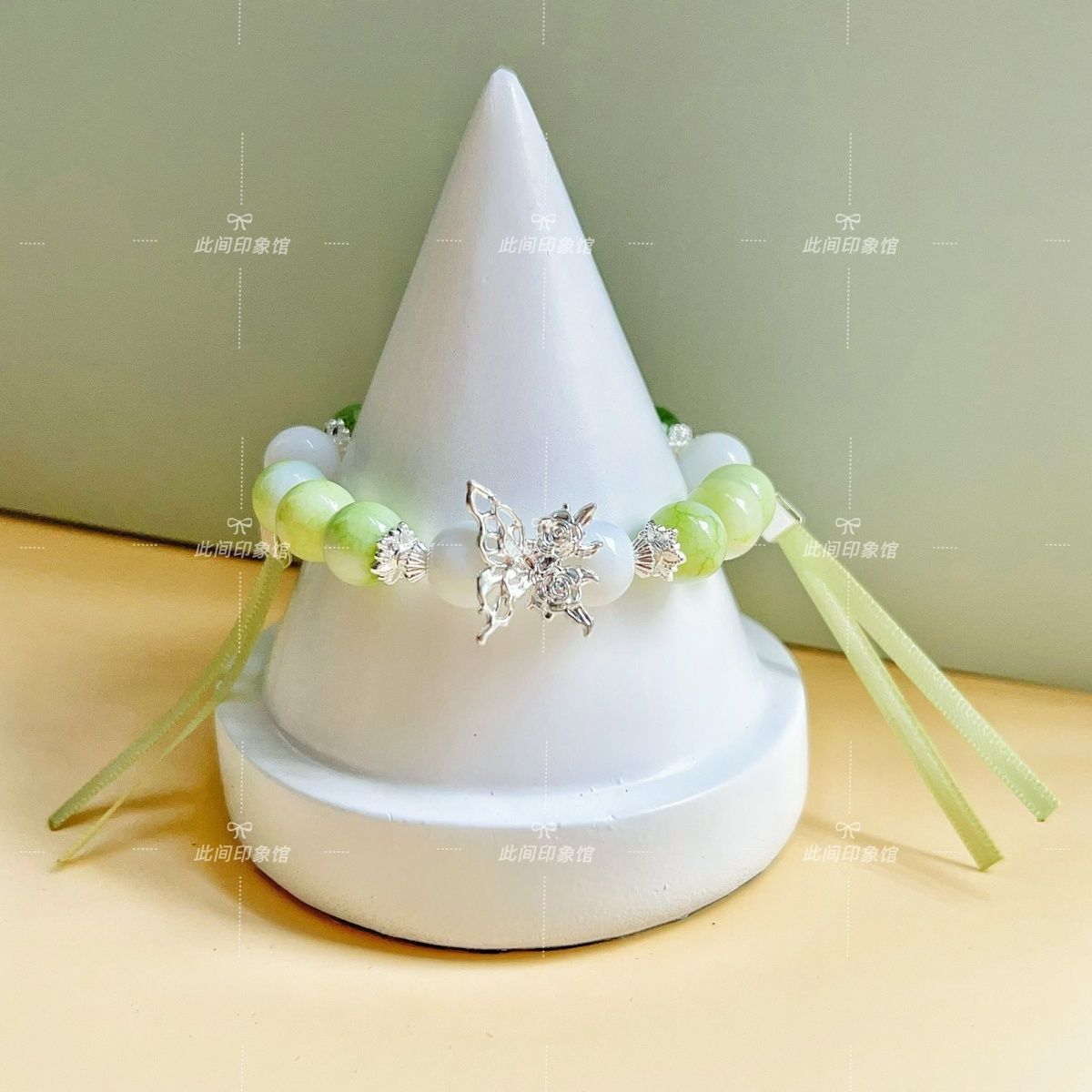 Bracelet  Love Beyond the Grav - огляд і ціна Phone Accessories Charms